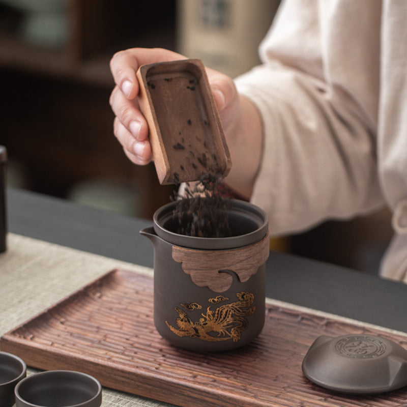 Tasse à thé classique à couleur changeante en céramique violette avec passoire - Fabriquée selon un savoir-faire traditionnel