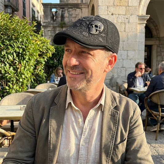 🔥Skull & Thorn Flat Cap