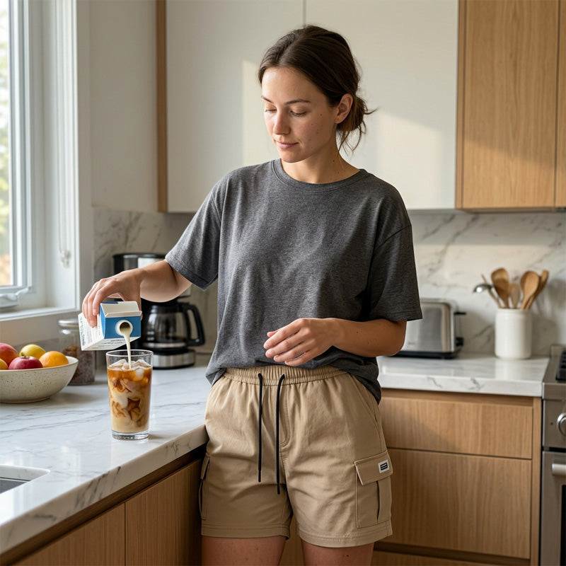 Women's Elastic Waist Cargo Shorts with Pockets